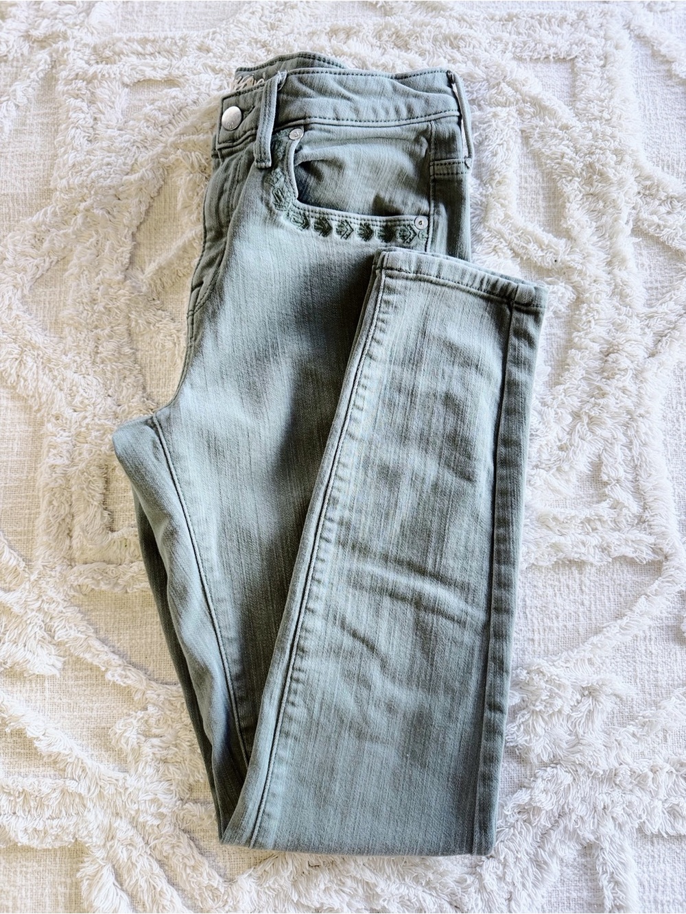 Mossimo Denim High Rise Skinny Jeans Women’s 4R 27 Sage Green Embroidered